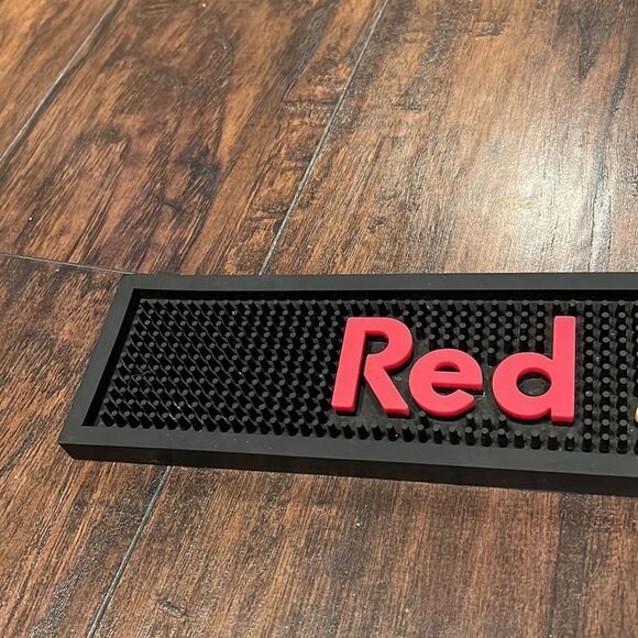 Red Bull Non-Slip Commercial Grade Rubber Counter - Picture 4 of 7